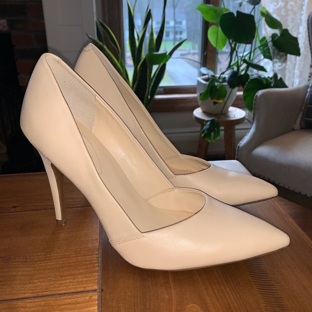 Stiletto Shoes in Light Nude